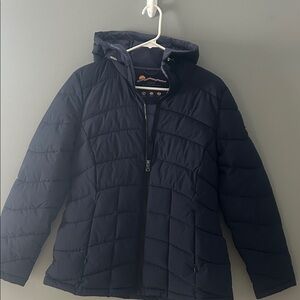 Stylish Navy Puffer Jacket with Hood